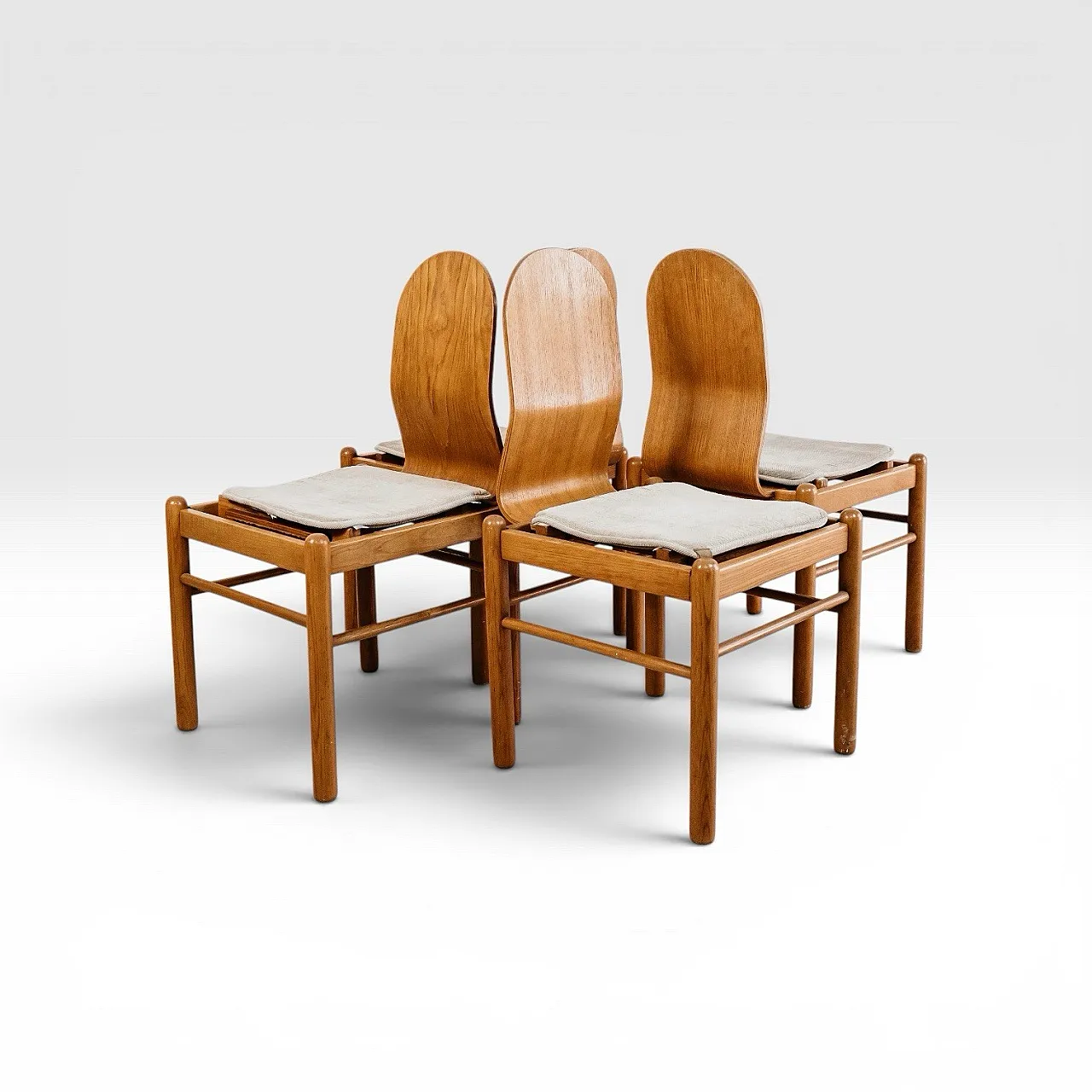 4 Dining Chairs Mid-Century Scandinavian, 1970s 1