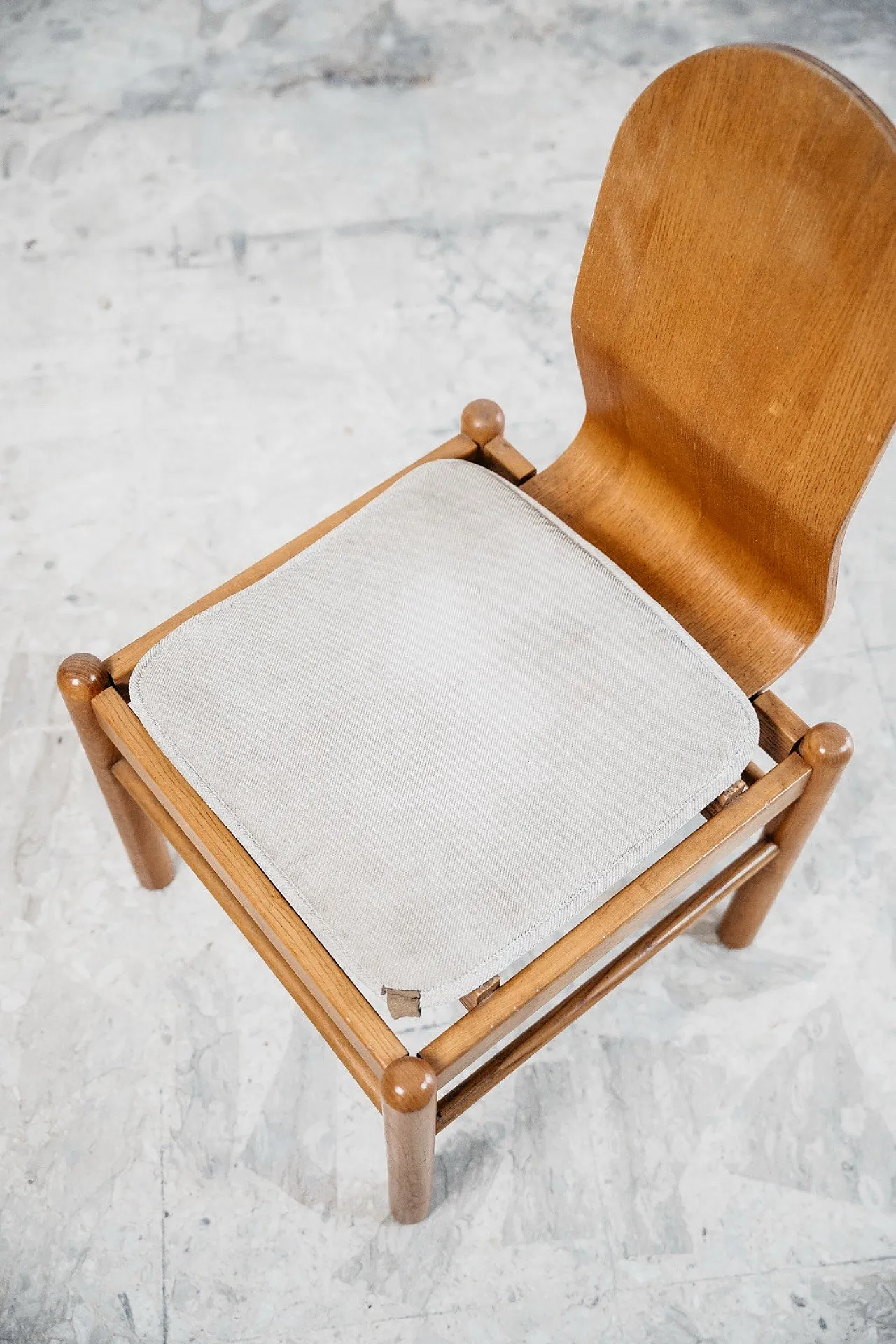 4 Dining Chairs Mid-Century Scandinavian, 1970s 8