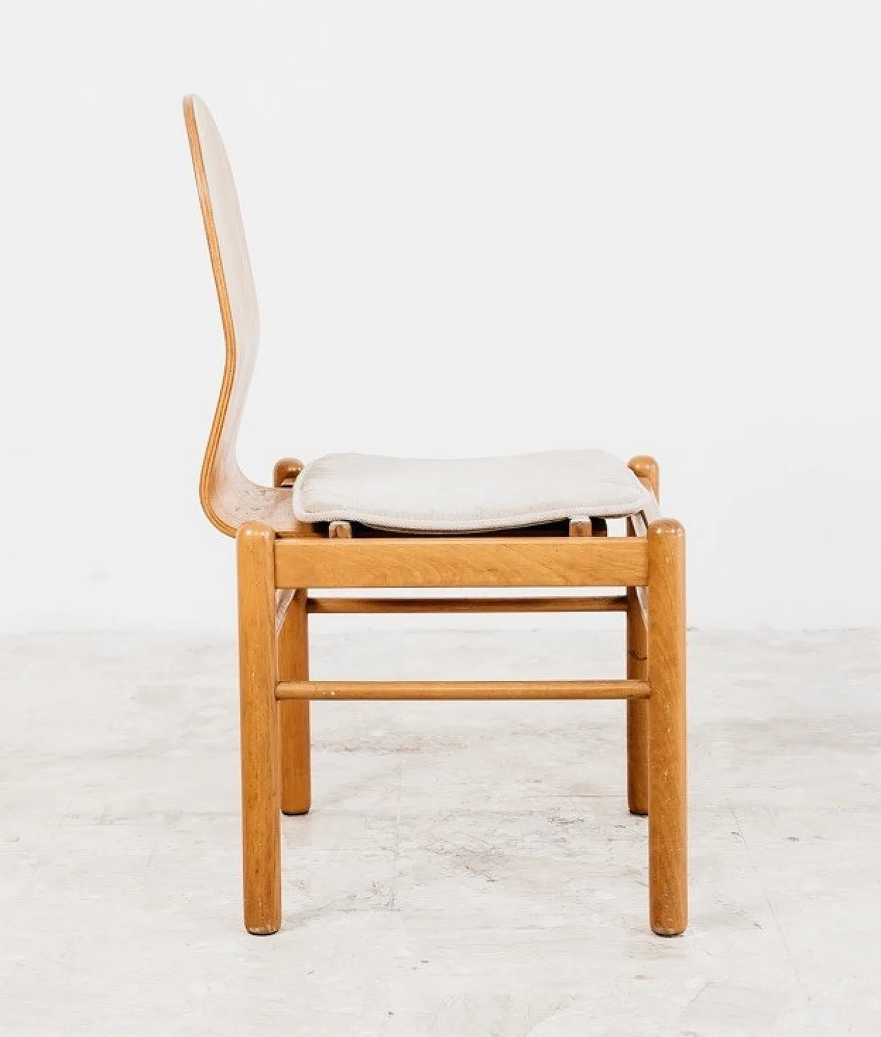 4 Dining Chairs Mid-Century Scandinavian, 1970s 12