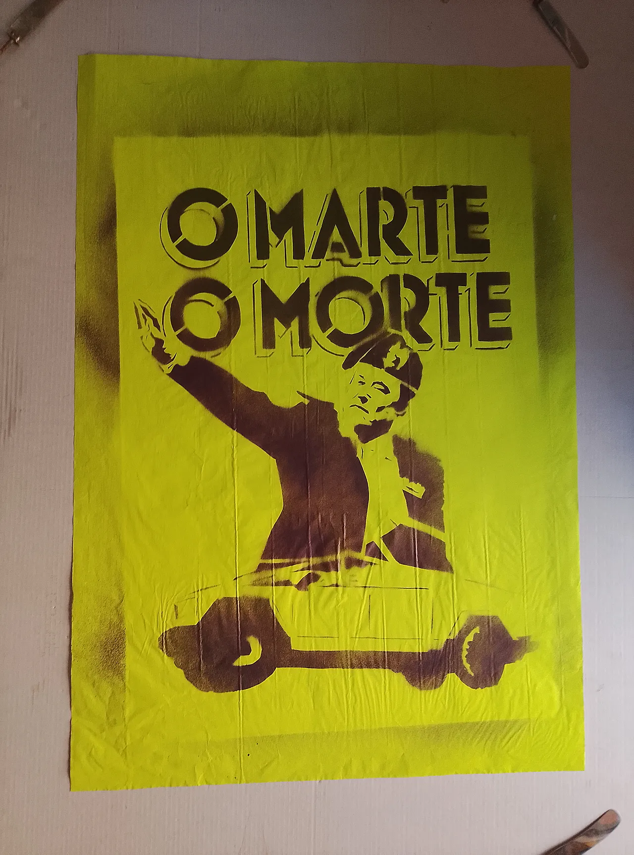 Stencil "O marte o morte" 1