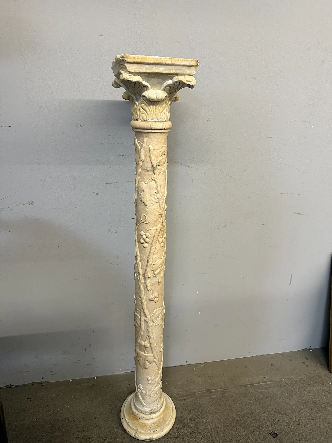 Art Nouveau marble column, 20th cnetury 1