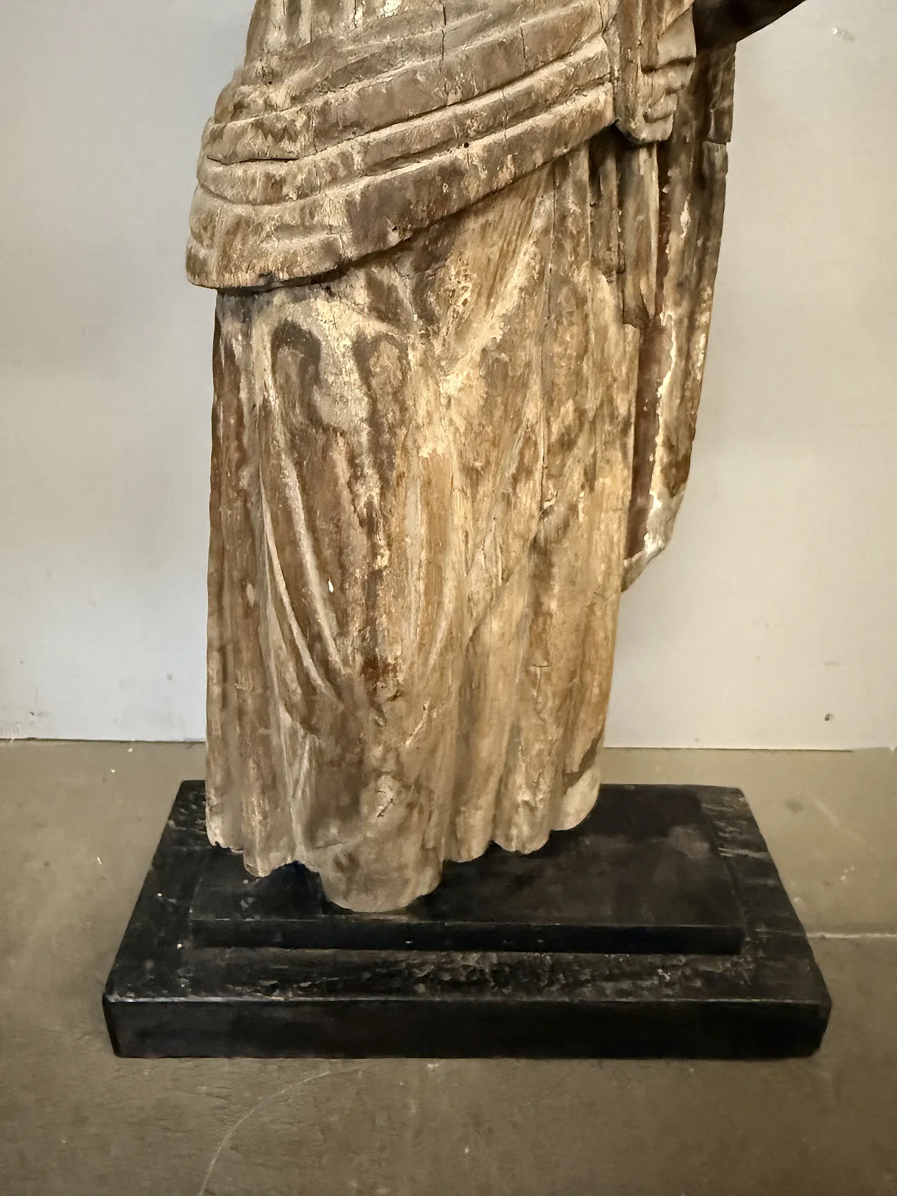 Antique wooden sculpture of Saint Joseph, 17th century, 71x32x14cm. 6