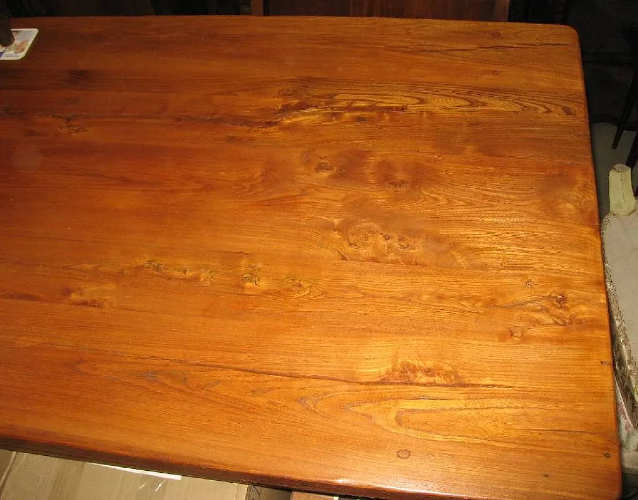 Tavolo rettangolare antico in olmo massello. Italia, inizio 1800. 4