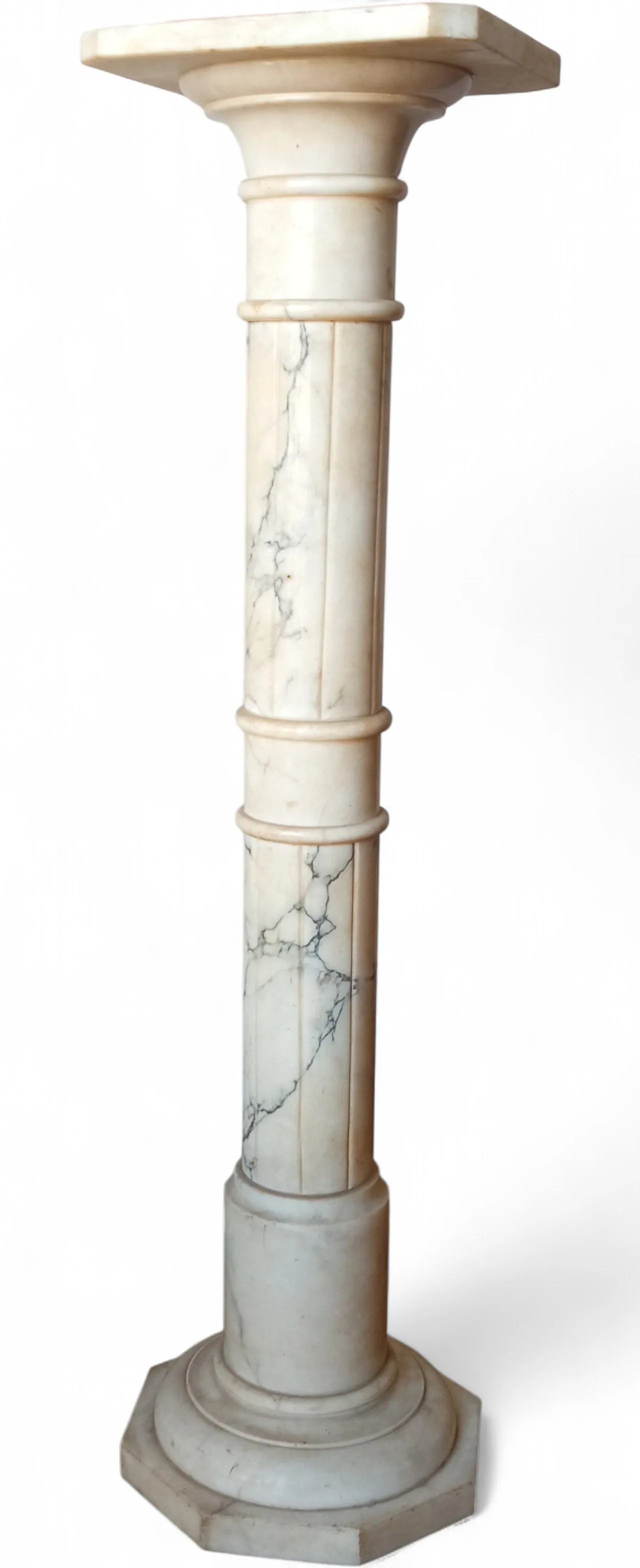 Colonna con piedistallo 13