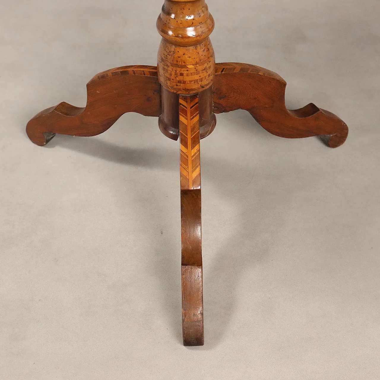 Rolo chessboard table, 19th century 9