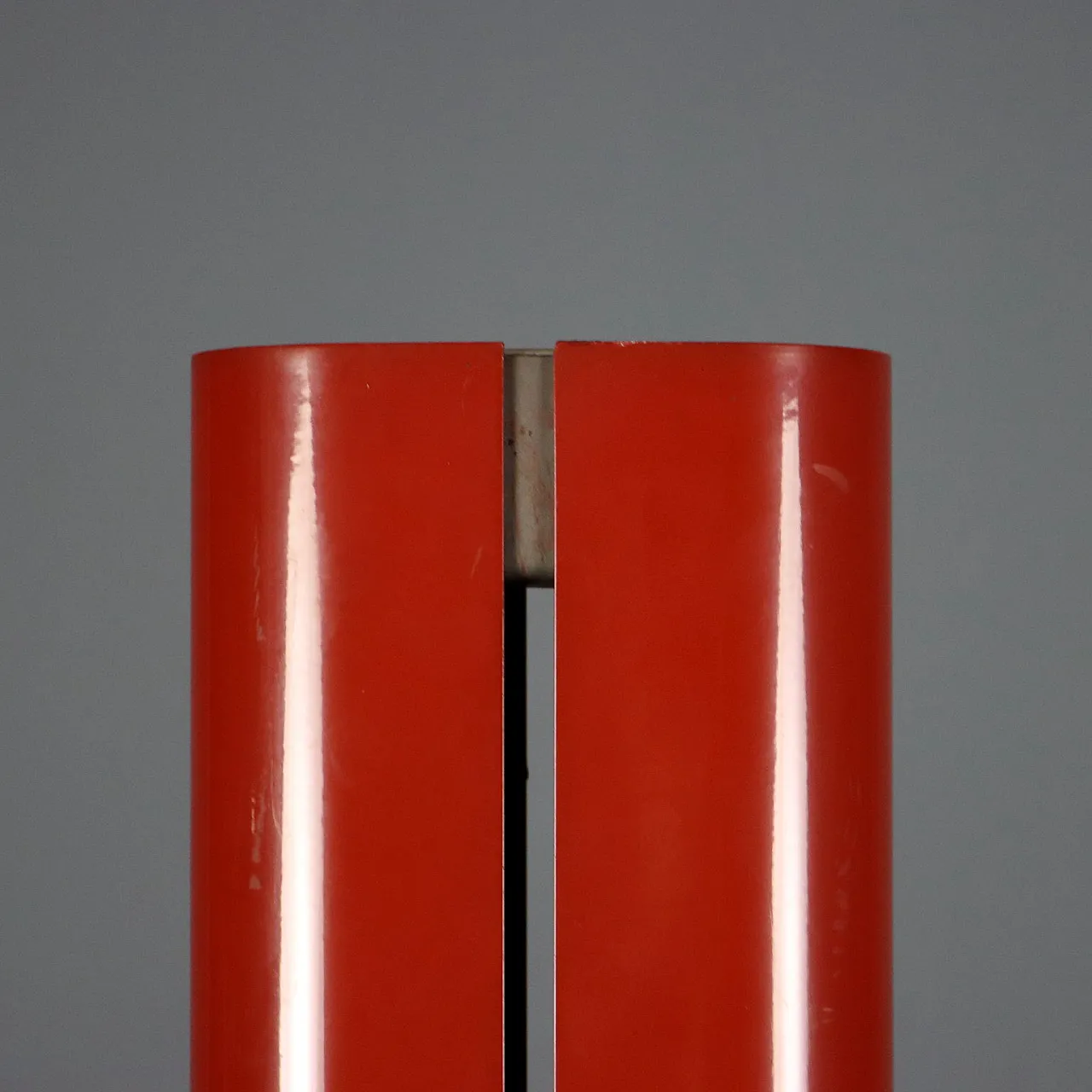 Lampada Megaron rossa di Artemide, '900 6
