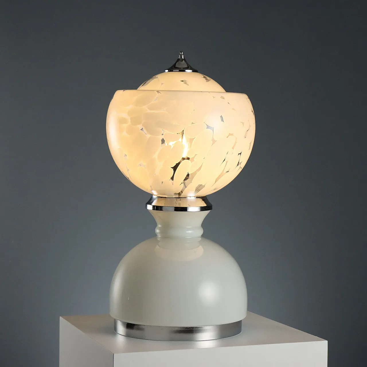 Lamp with double switch, 1970s 4