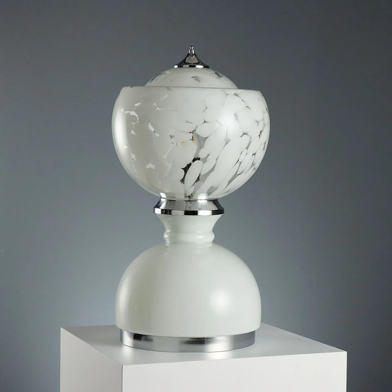 Lamp with double switch, 1970s 8