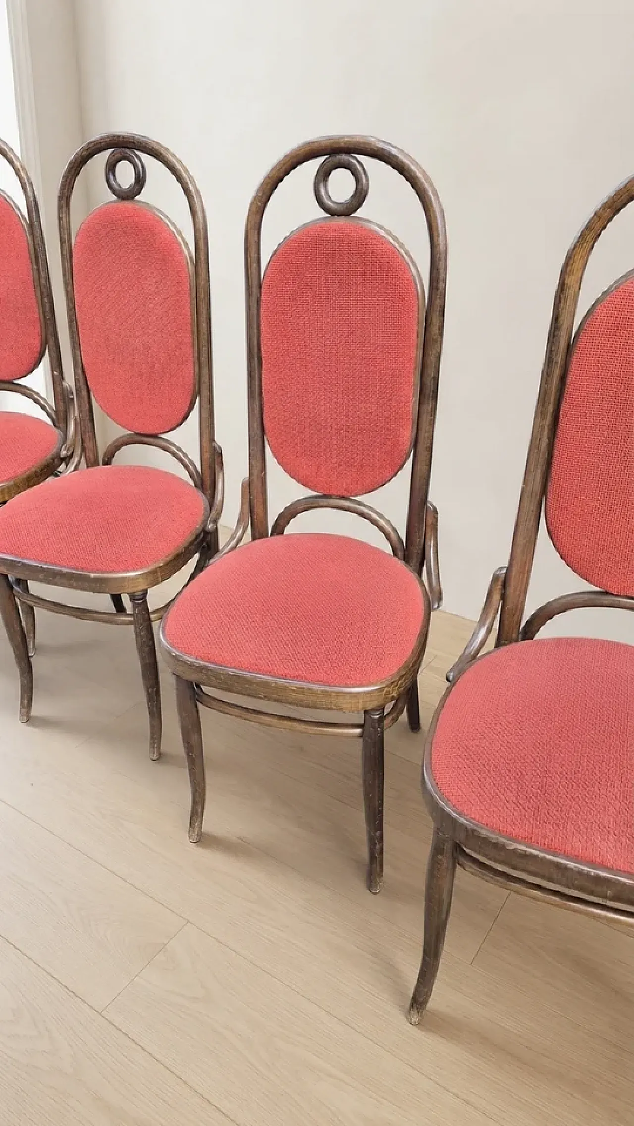 8 Bentwood dining chairs with high backrests, 1970s 6