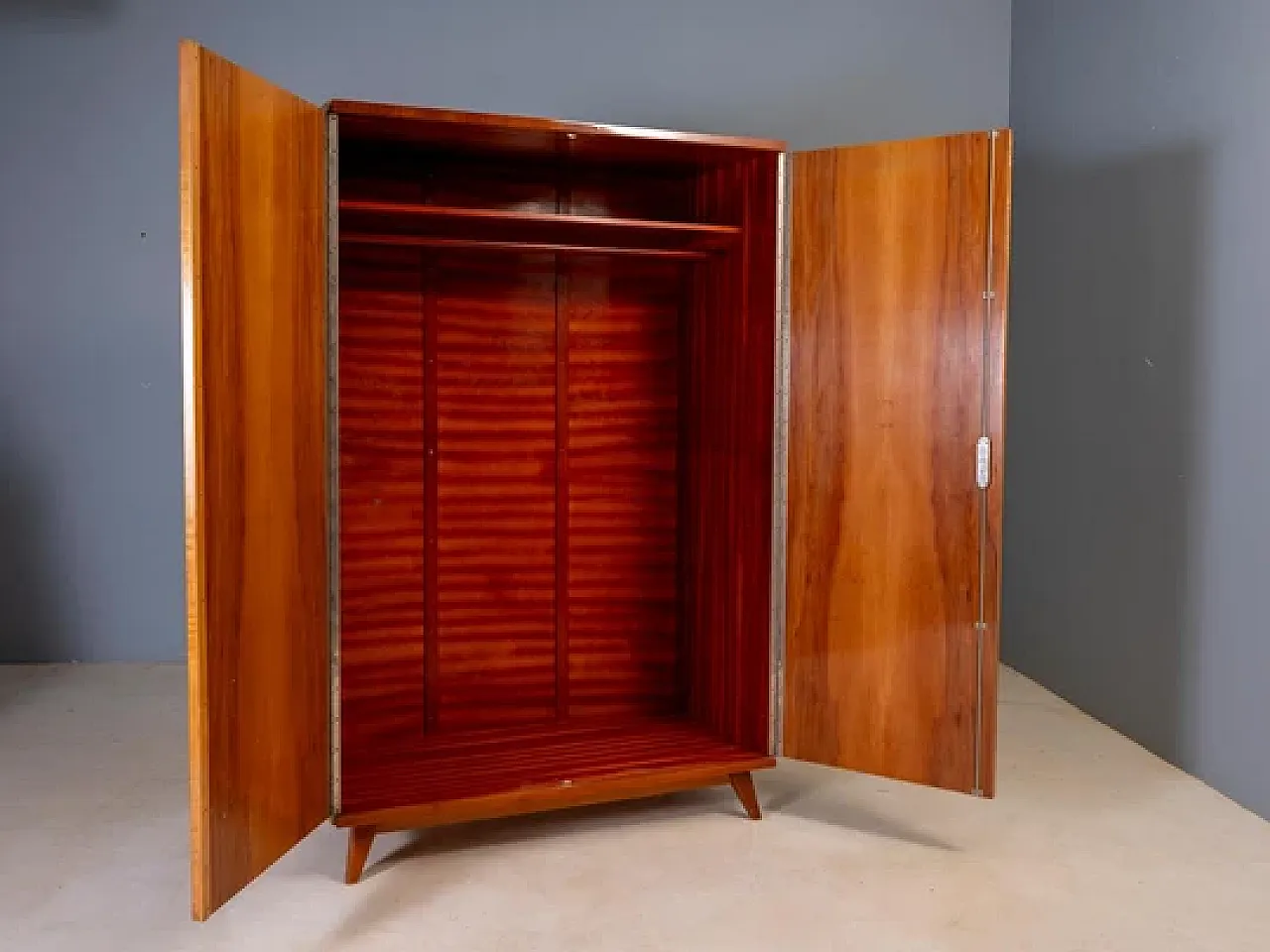 3 Wardrobe cabinet, burl wood veneer, mid-20th century 3