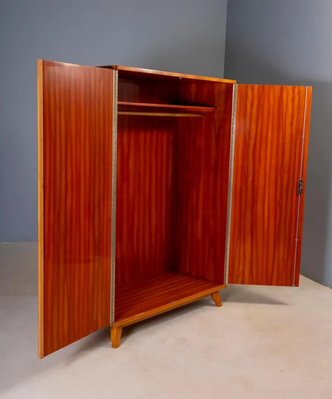 3 Wardrobe cabinet, burl wood veneer, mid-20th century 10