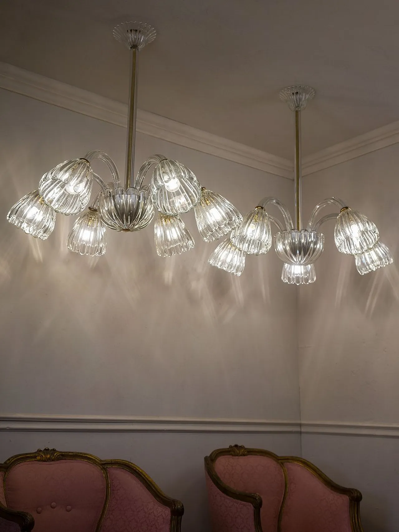 Pair of Murano glass chandeliers attributed to Barovier & Toso, 1940s 2