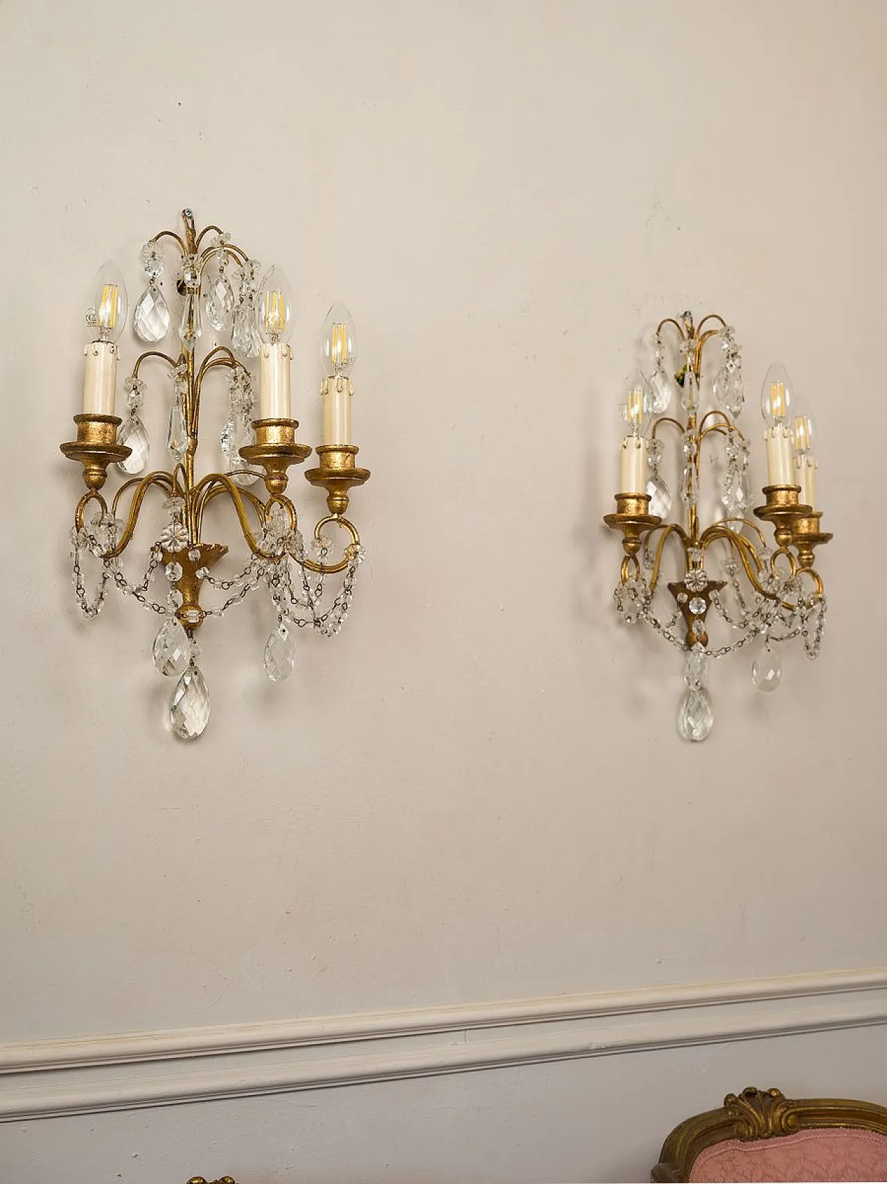Pair of wall lamps with cut crystals, 1930s 3