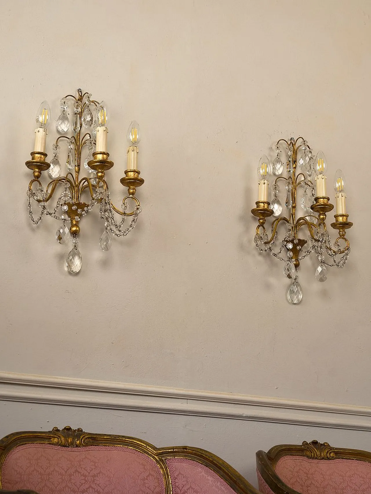 Pair of wall lamps with cut crystals, 1930s 10