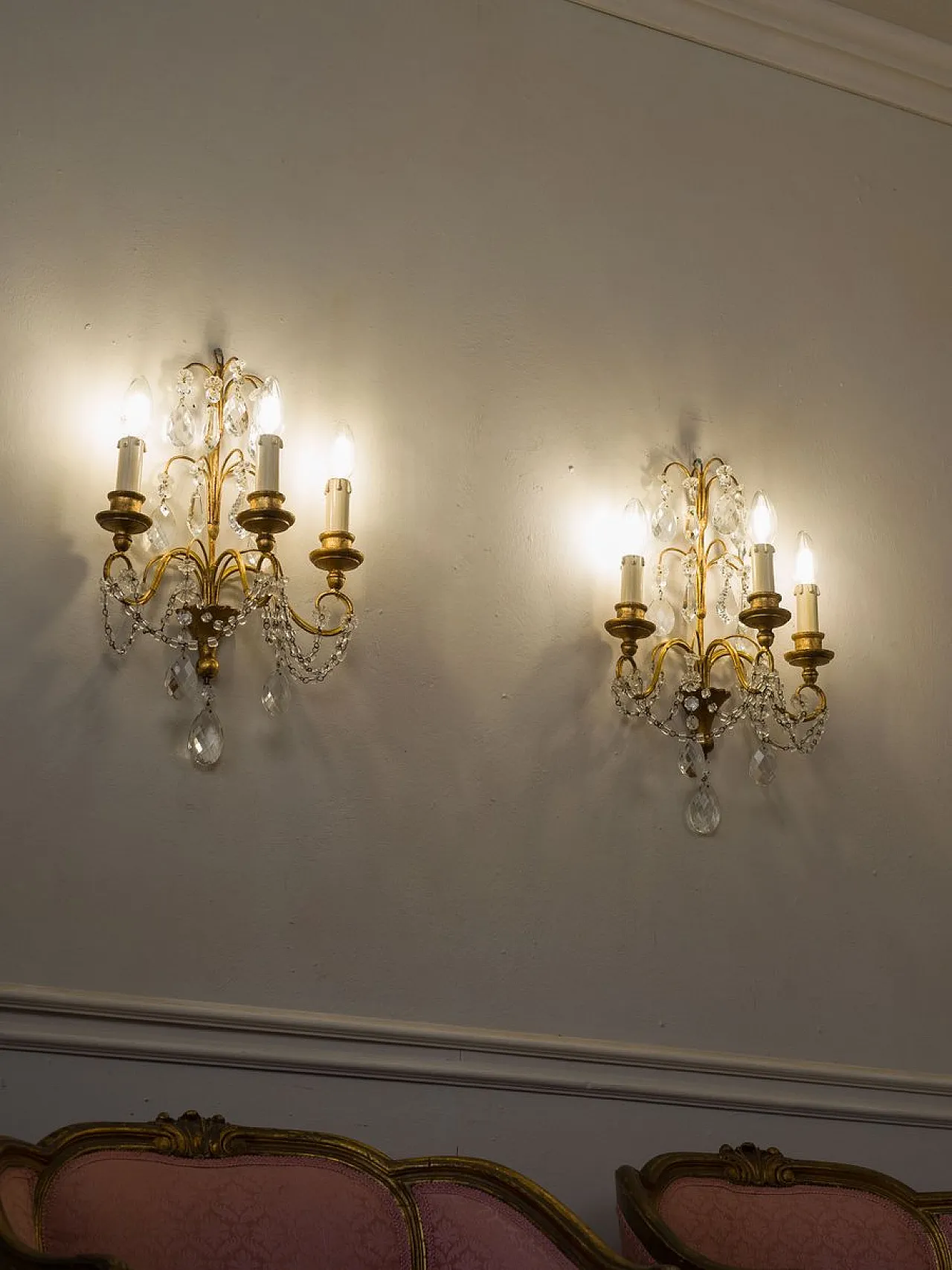Pair of wall lamps with cut crystals, 1930s 11