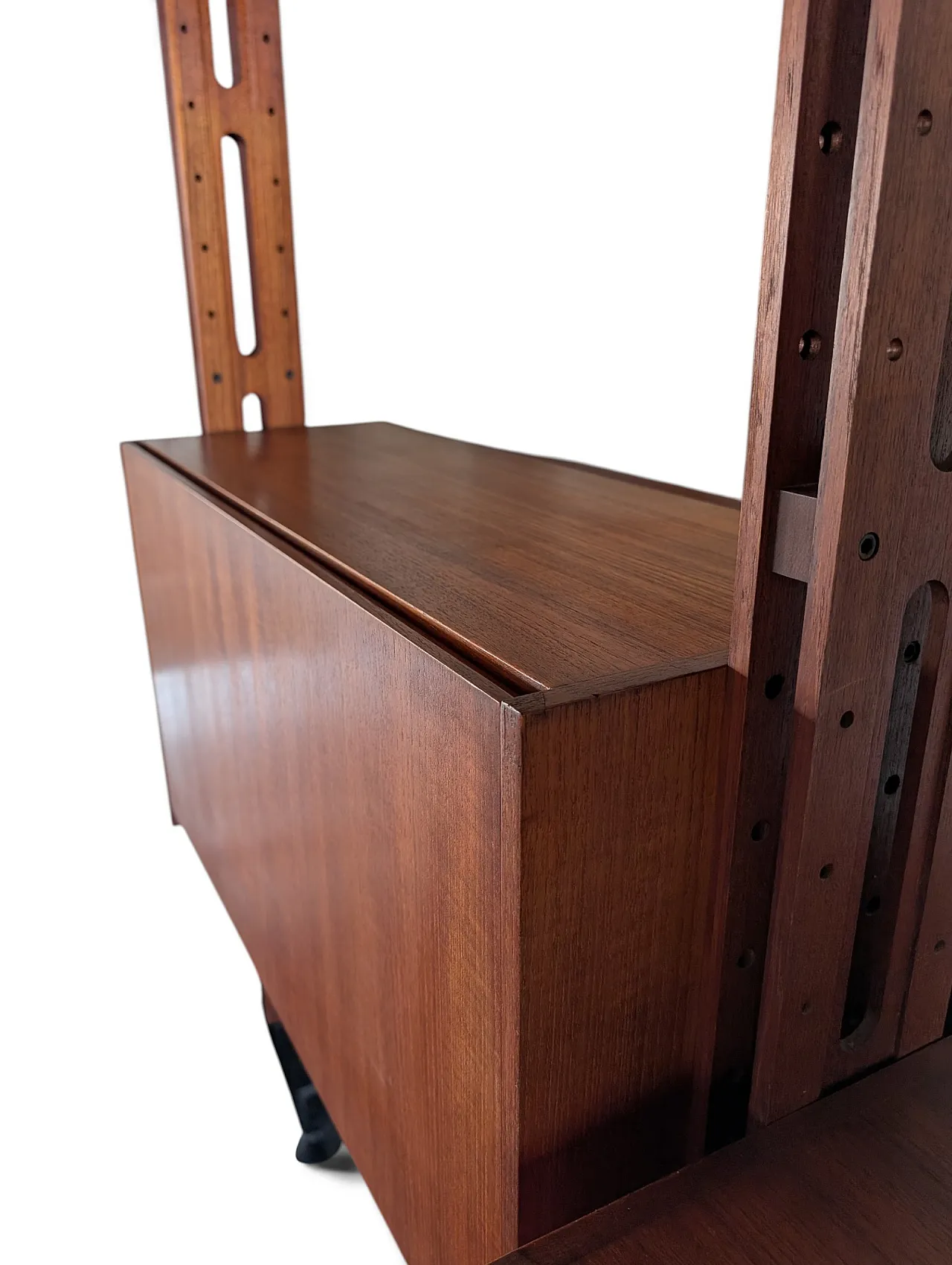 Swedish wall unit, Italian design, 1960s 5
