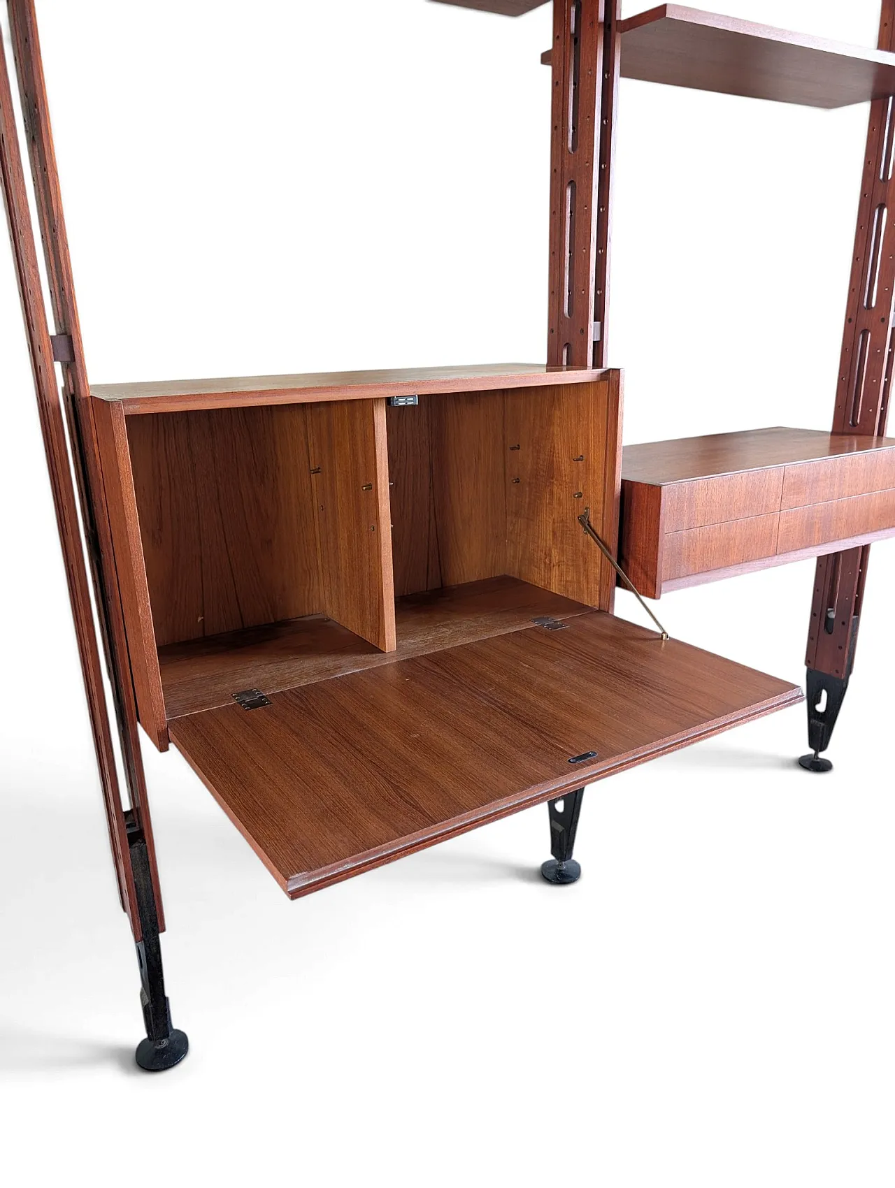 Swedish wall unit, Italian design, 1960s 7