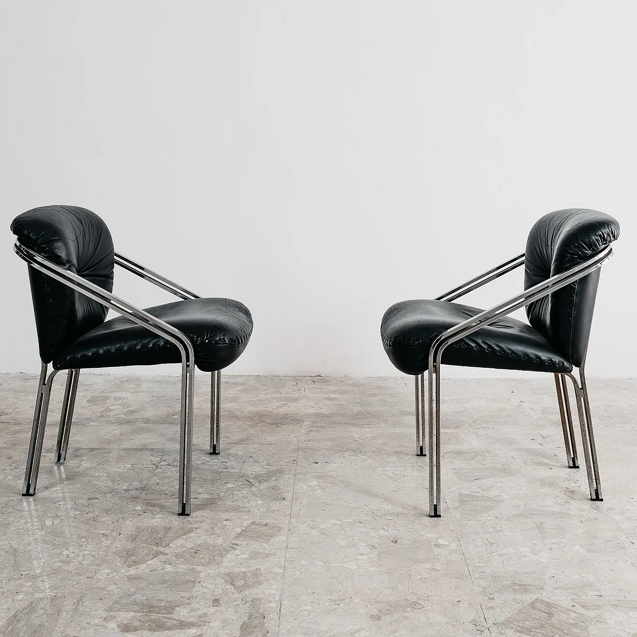 4 Armchairs by Mobil Girgi  in Steel and Leather, 1950s 3