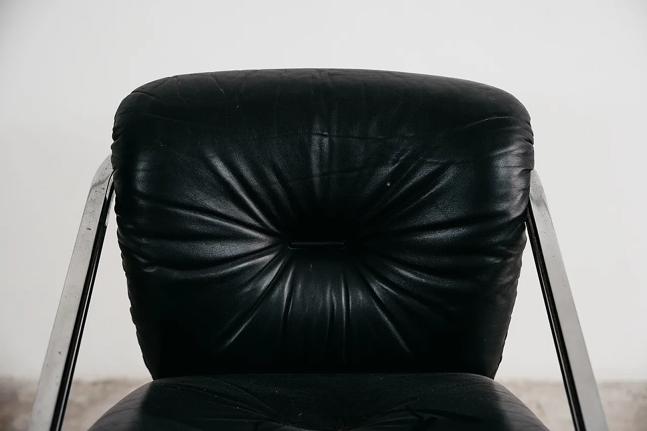 4 Armchairs by Mobil Girgi  in Steel and Leather, 1950s 7
