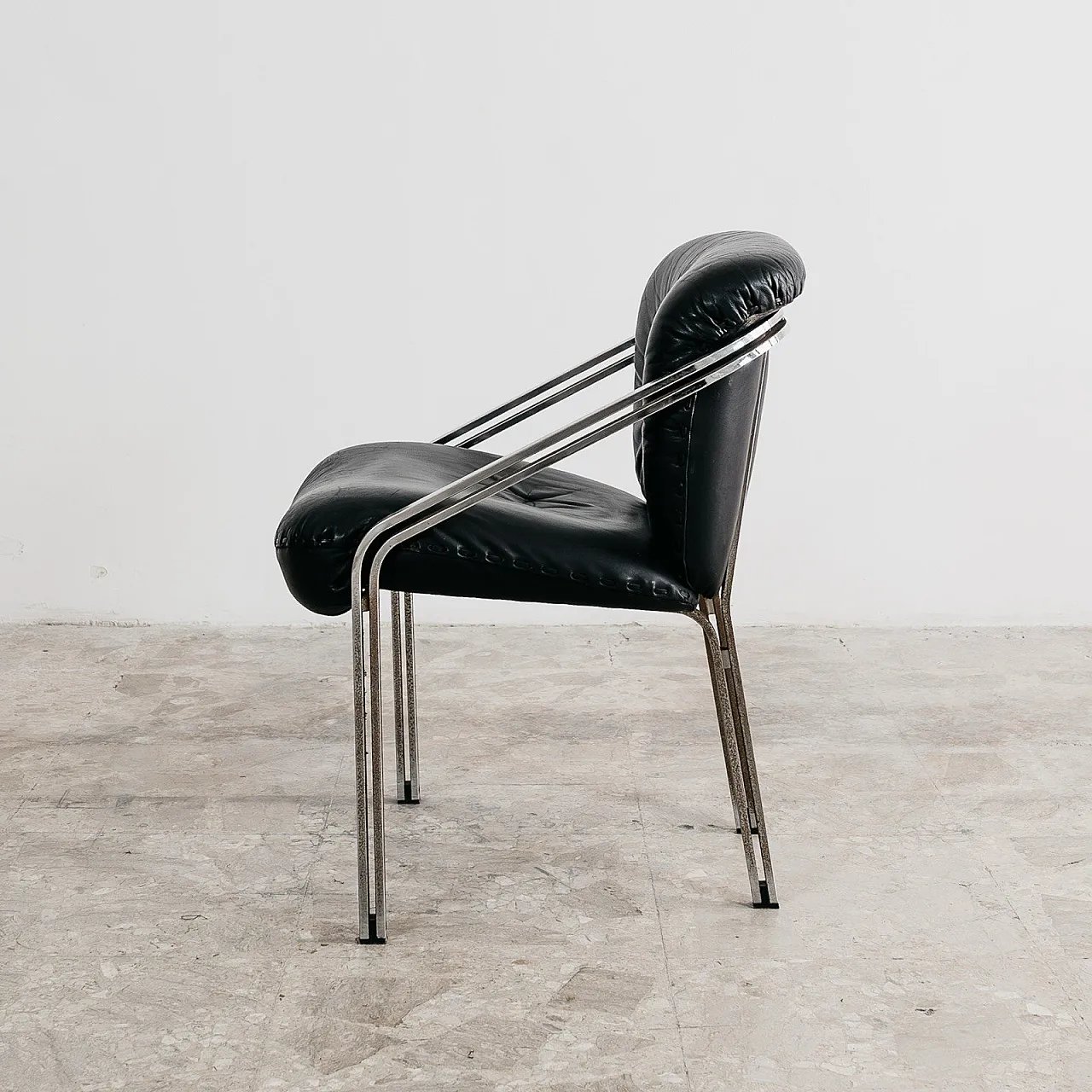 4 Armchairs by Mobil Girgi  in Steel and Leather, 1950s 13
