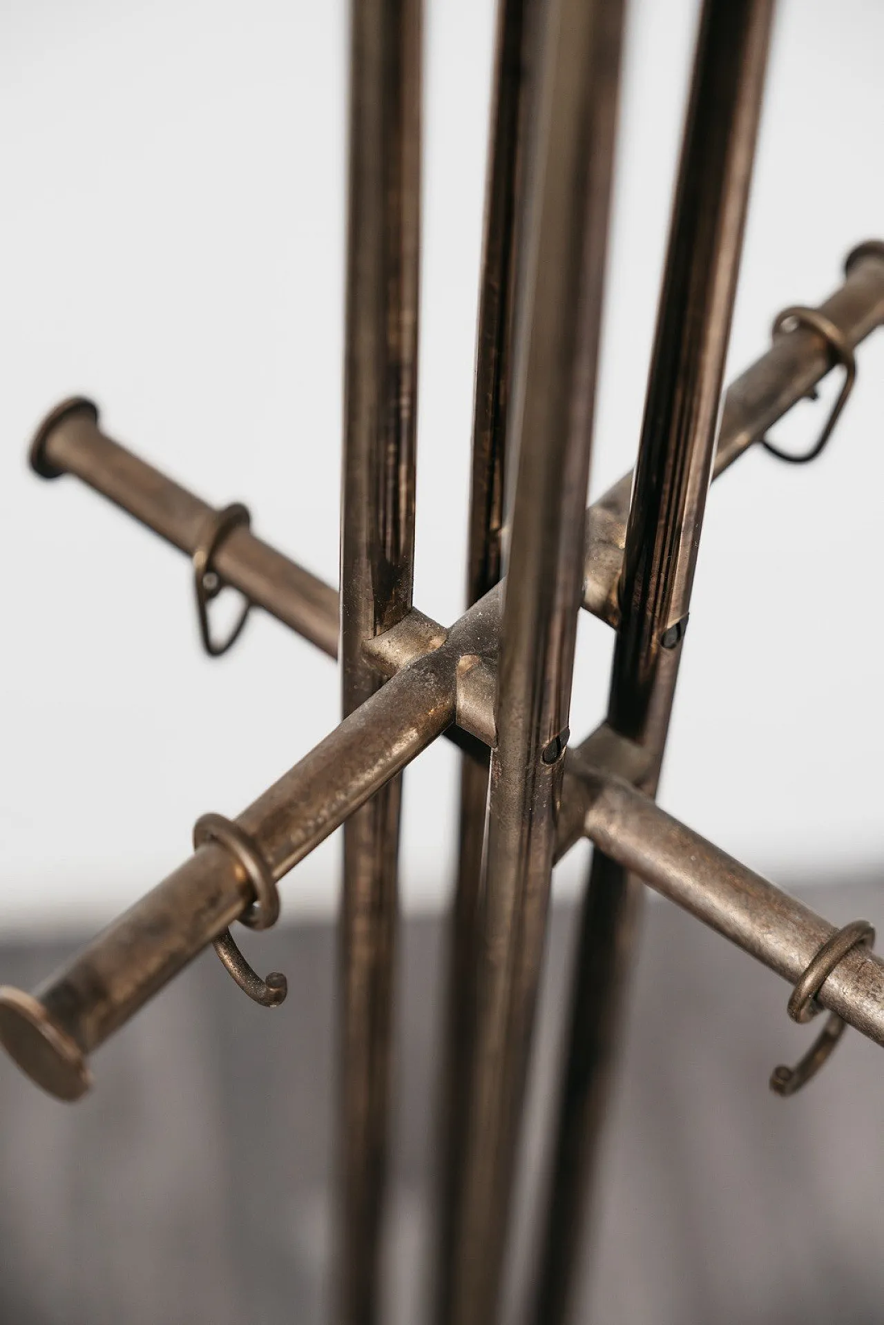 Renato Zevi Metalarte Marble and Brass Coat Rack Modern Design 2