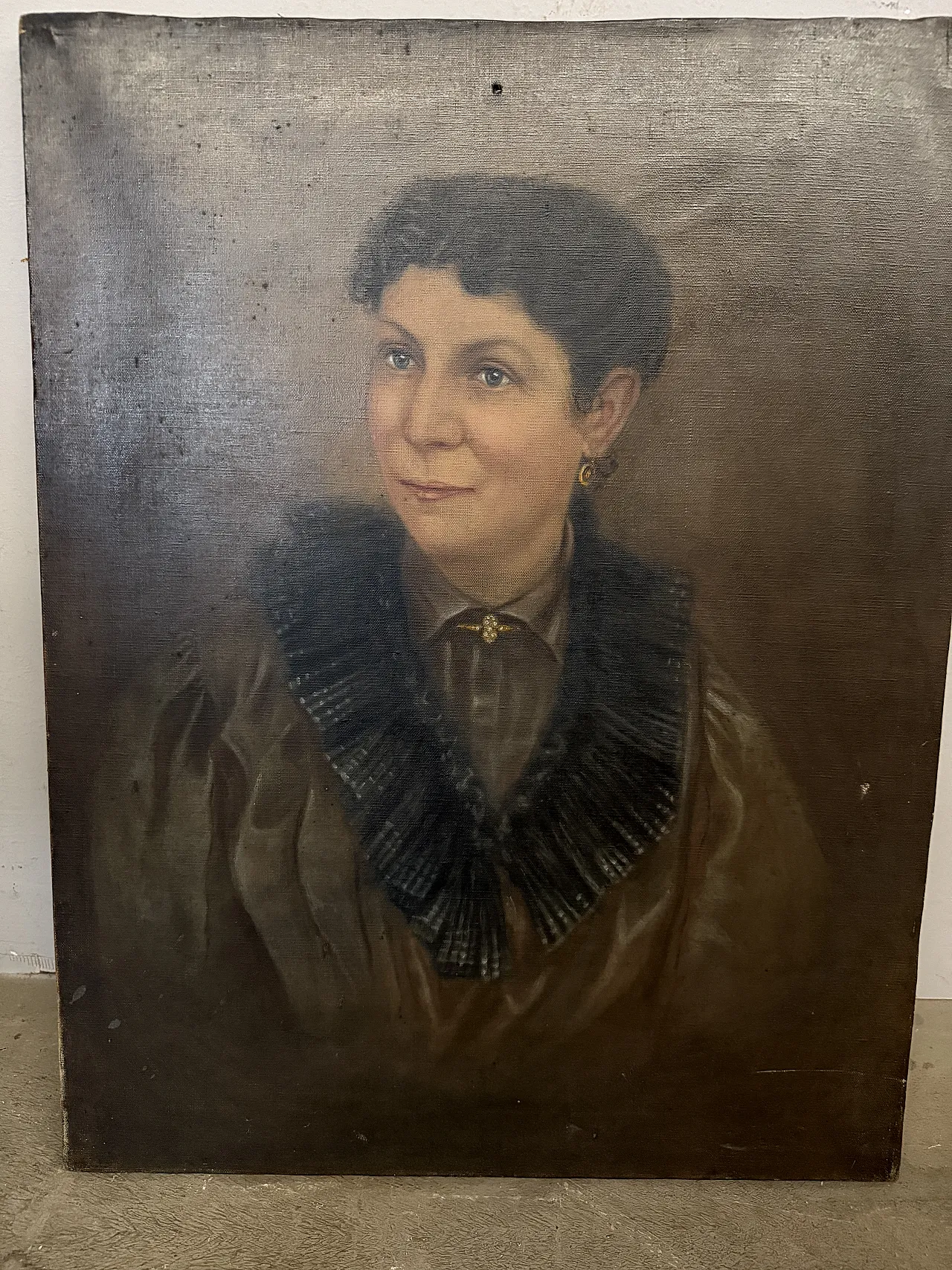 Oil painting on canvas woman's face, Italian school, 19th century 2