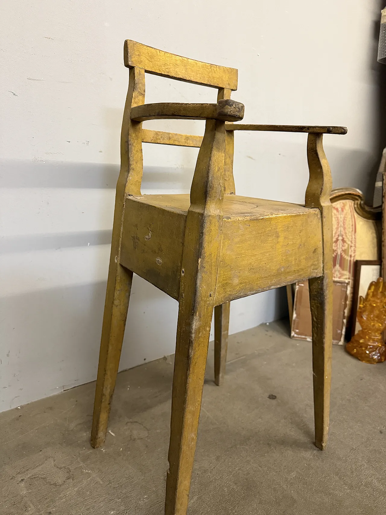 Lacquered children's high chair, 19th century 5