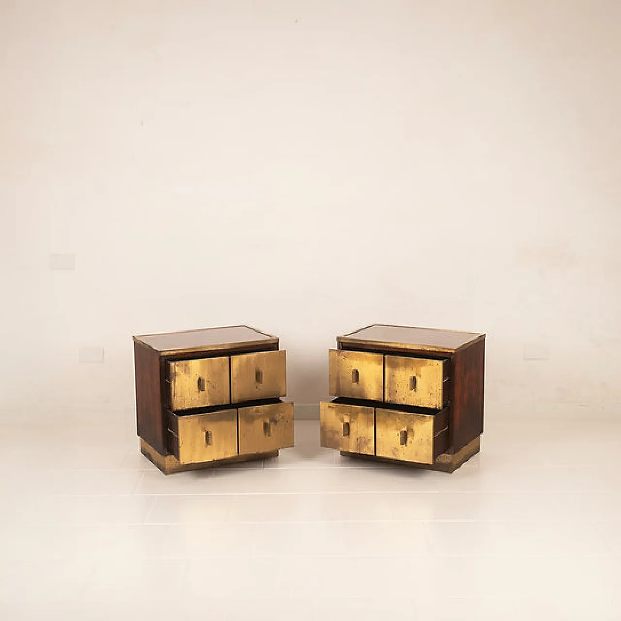 Aldo Frigerio walnut burl and brass nightstands, 1970s 5