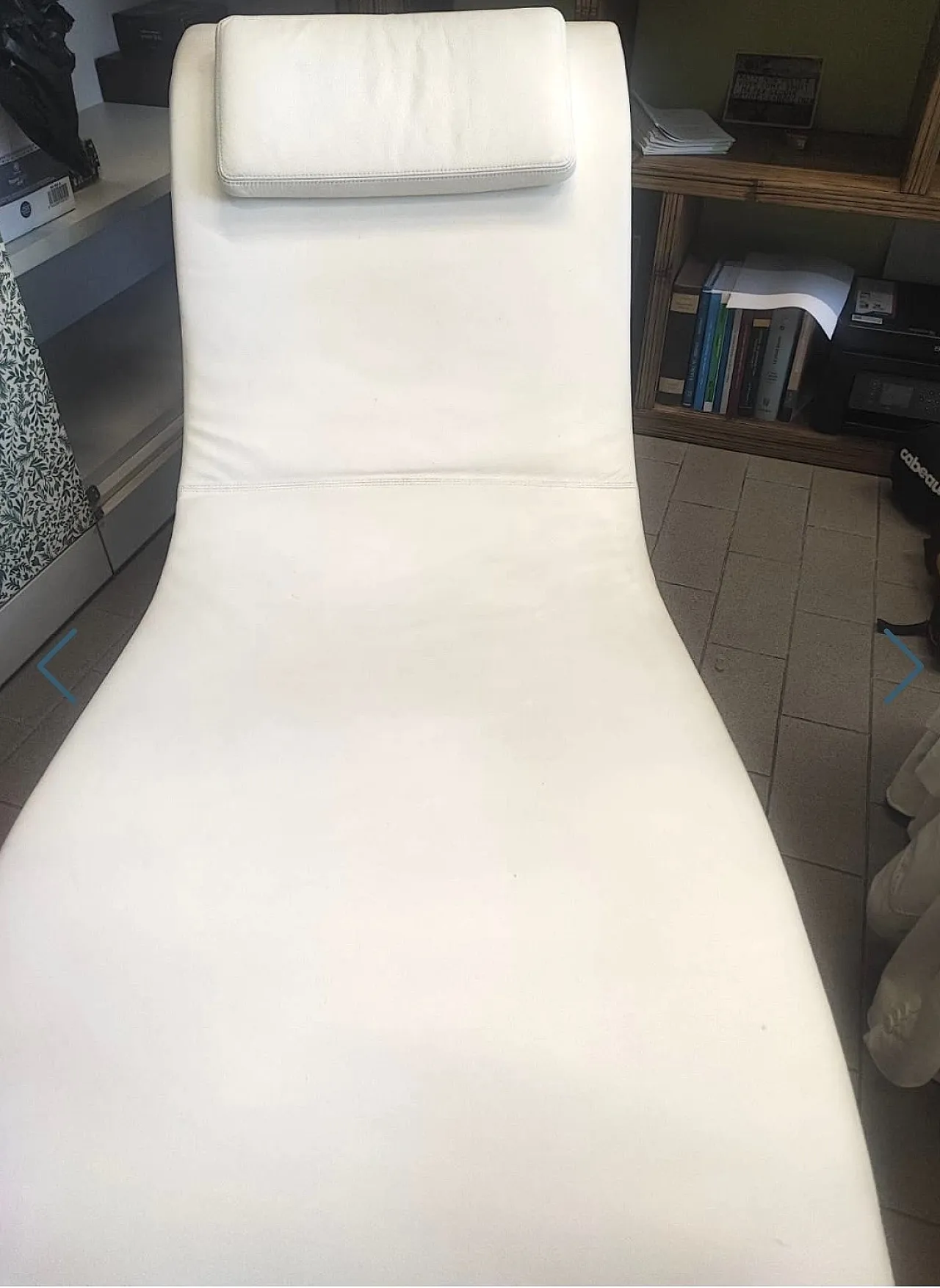 Eli Fly Desirée chaise longue by Jai Jalan in white leather, 2000s 3