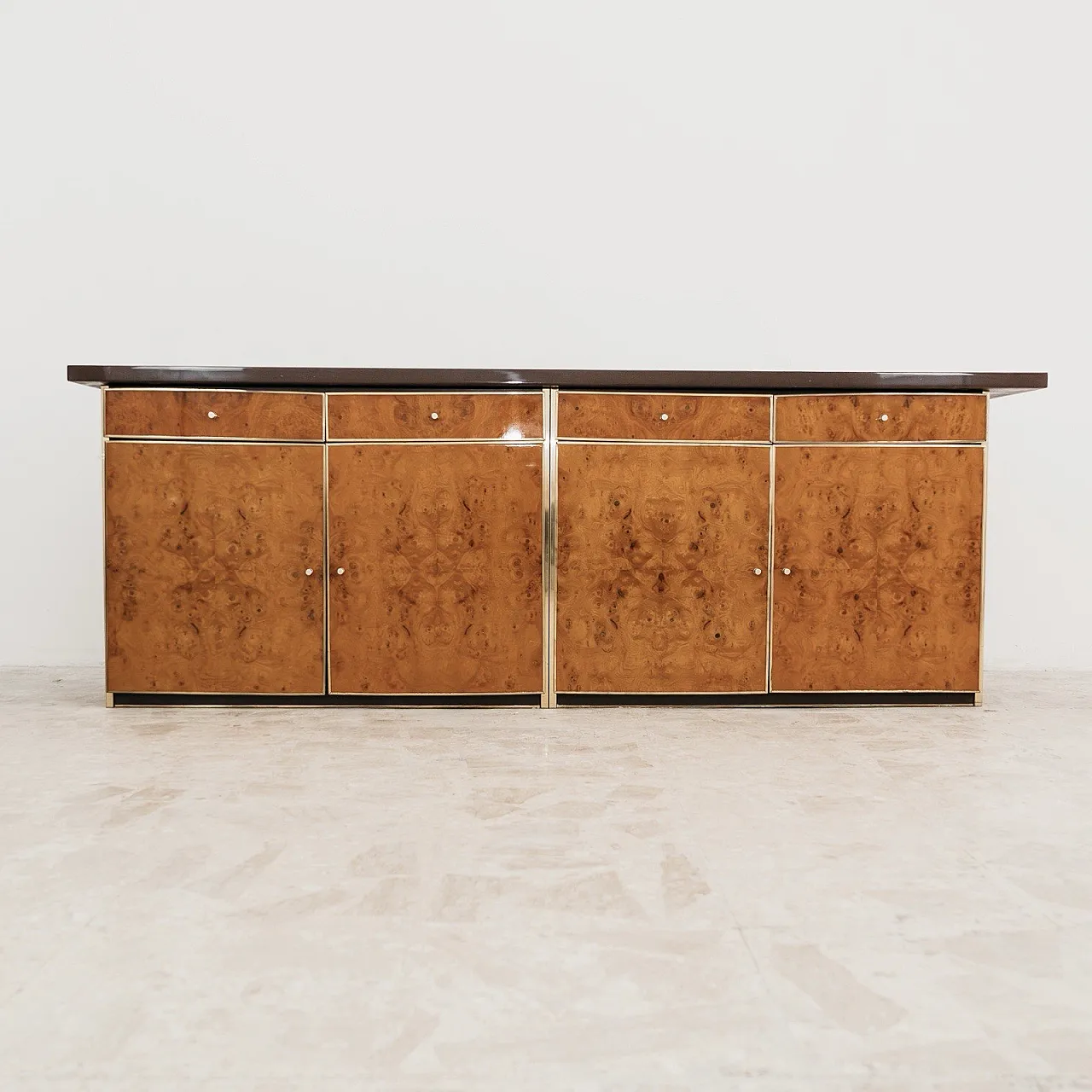 Sideboard in briar root and golden metal, modern 1970s style 2