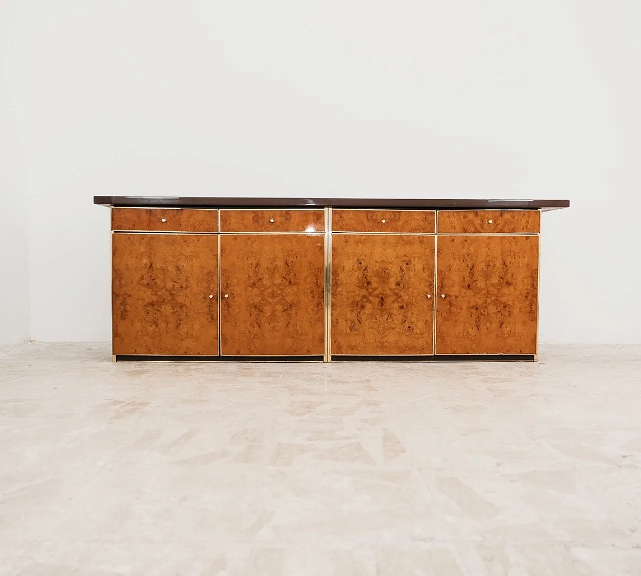 Sideboard in briar root and golden metal, modern 1970s style 3