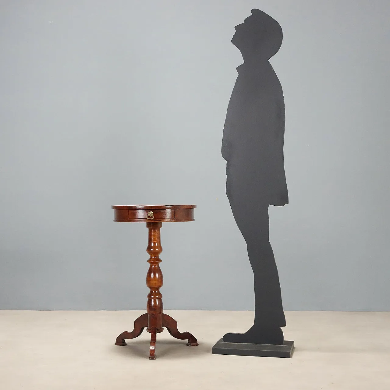 Walnut burl center table, 20th century 2