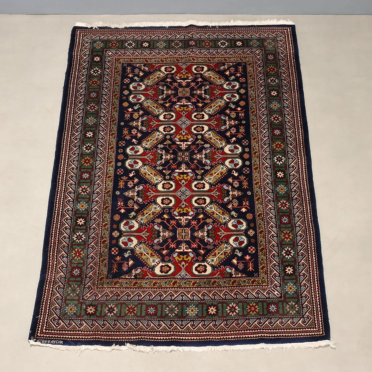 Shirvan rug in cotton and wool, late 20th century 3
