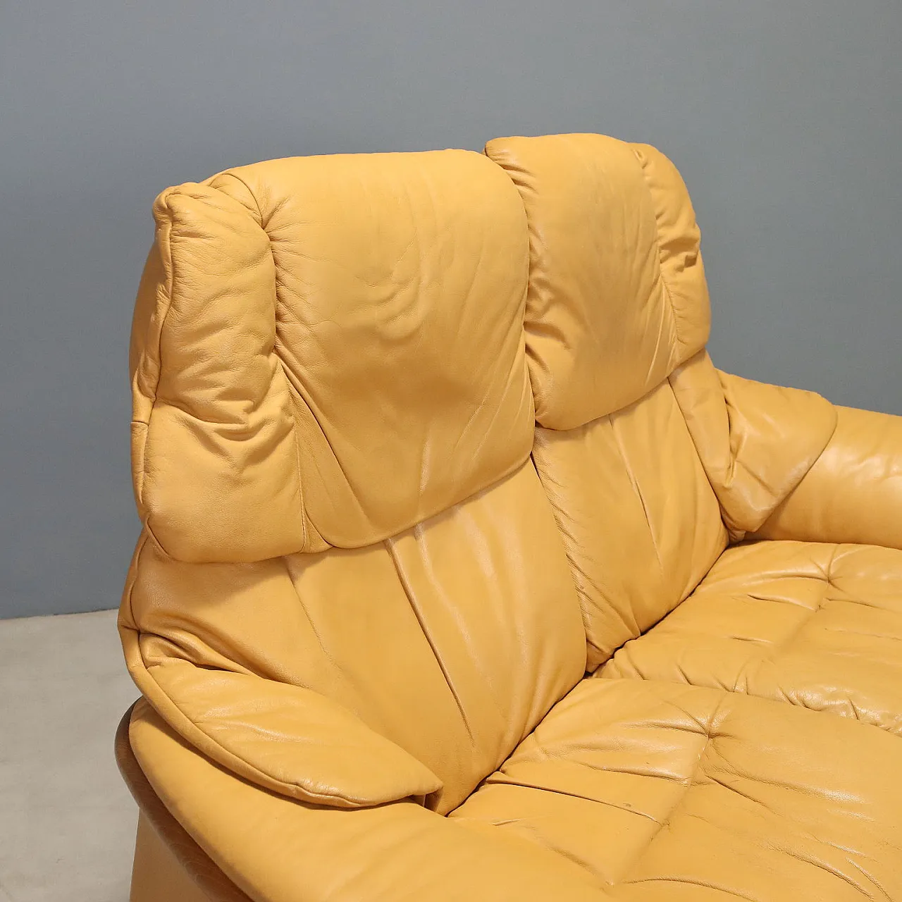 Ekornes twoseater sofa in leather, 20th century 4