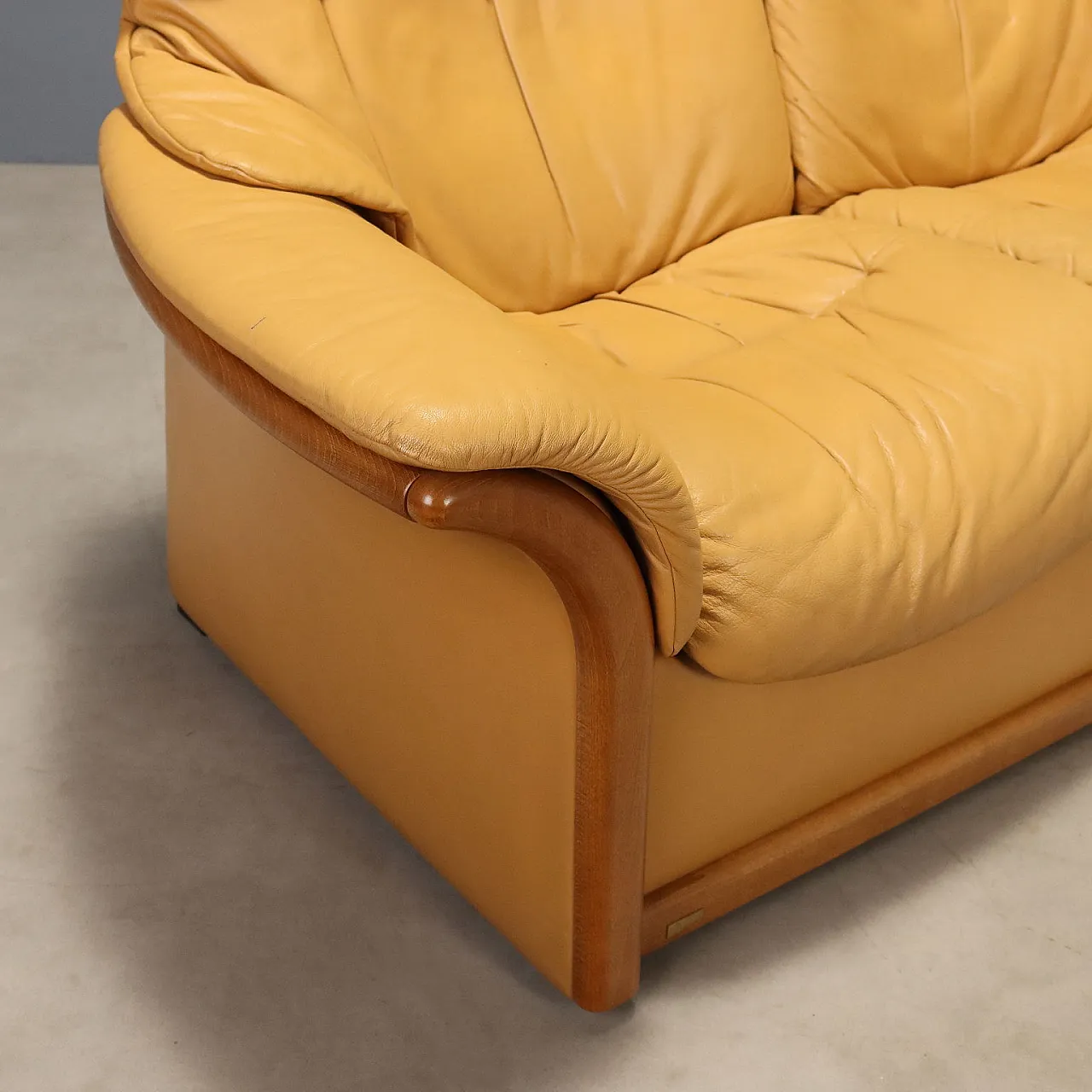 Ekornes twoseater sofa in leather, 20th century 5