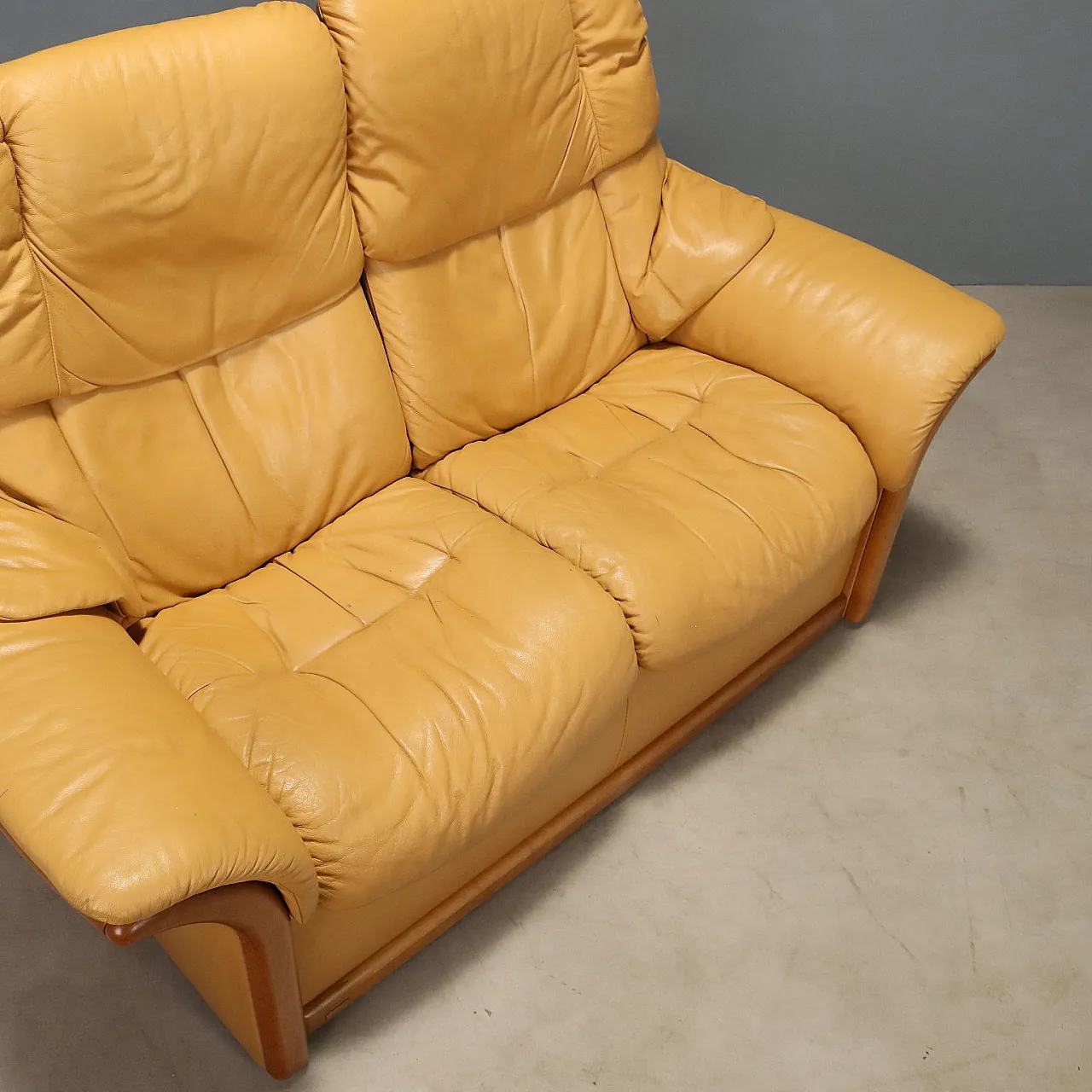 Ekornes twoseater sofa in leather, 20th century 9