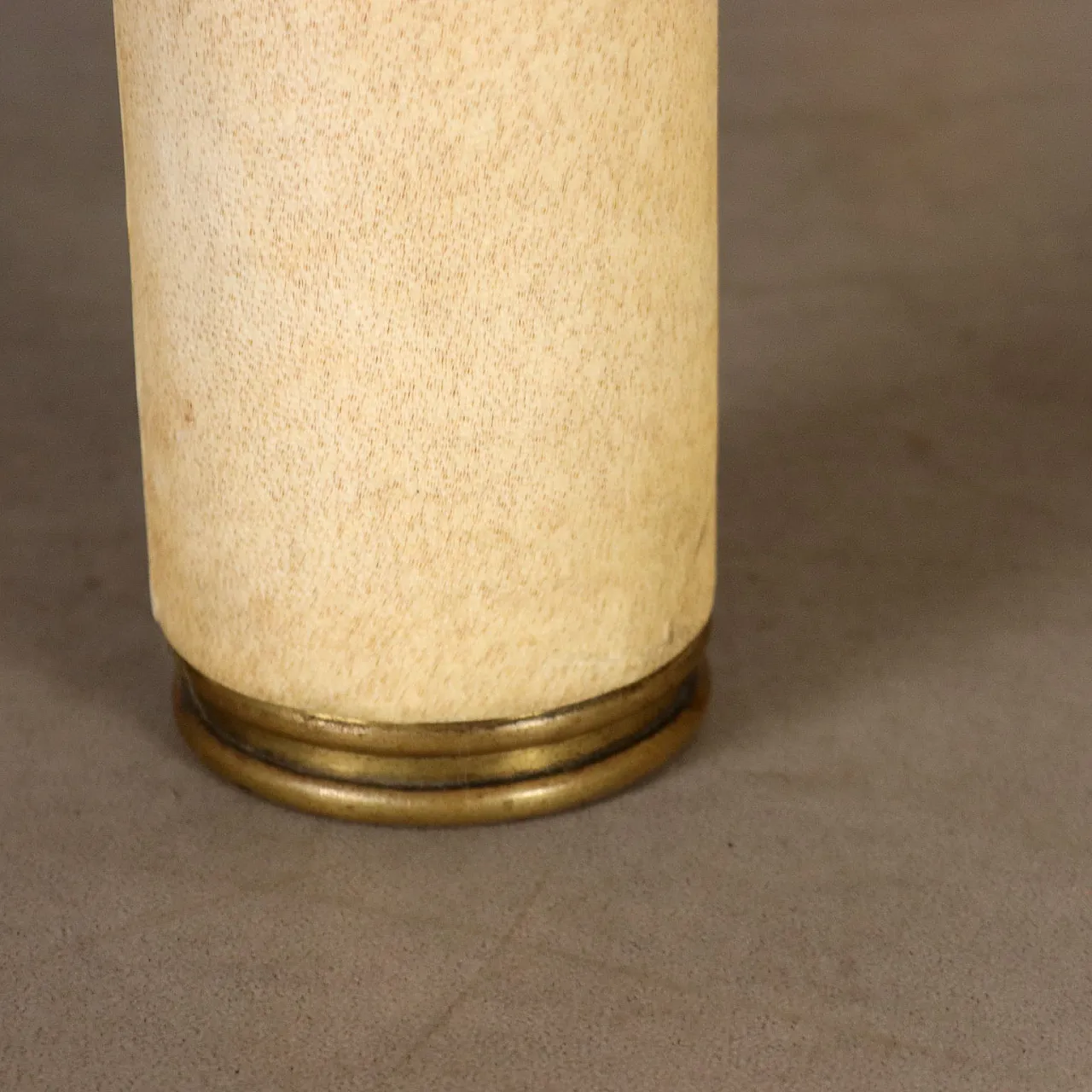 Table with round top, 1960s 10