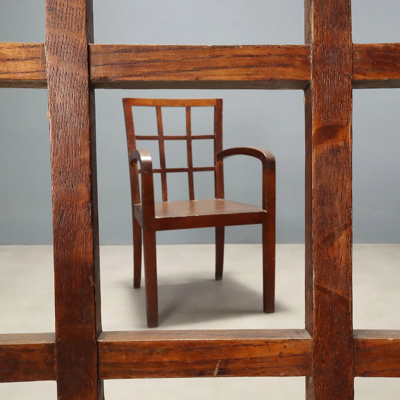 Pair of Art Deco oak armchairs, 20th century 3