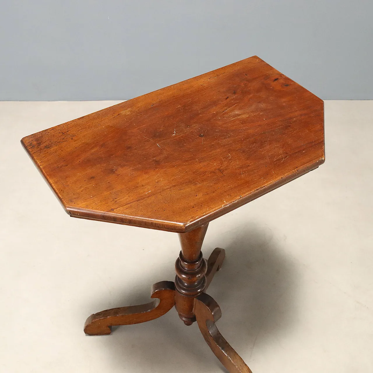 Louis Philippe walnut console table, 19th century 6
