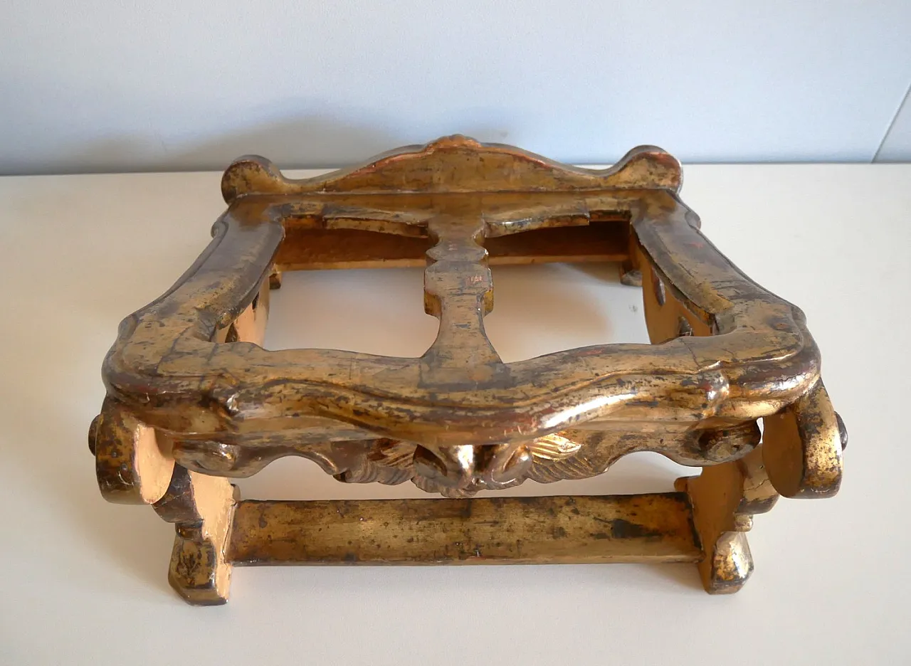 Antique gilded carved wooden lectern 8