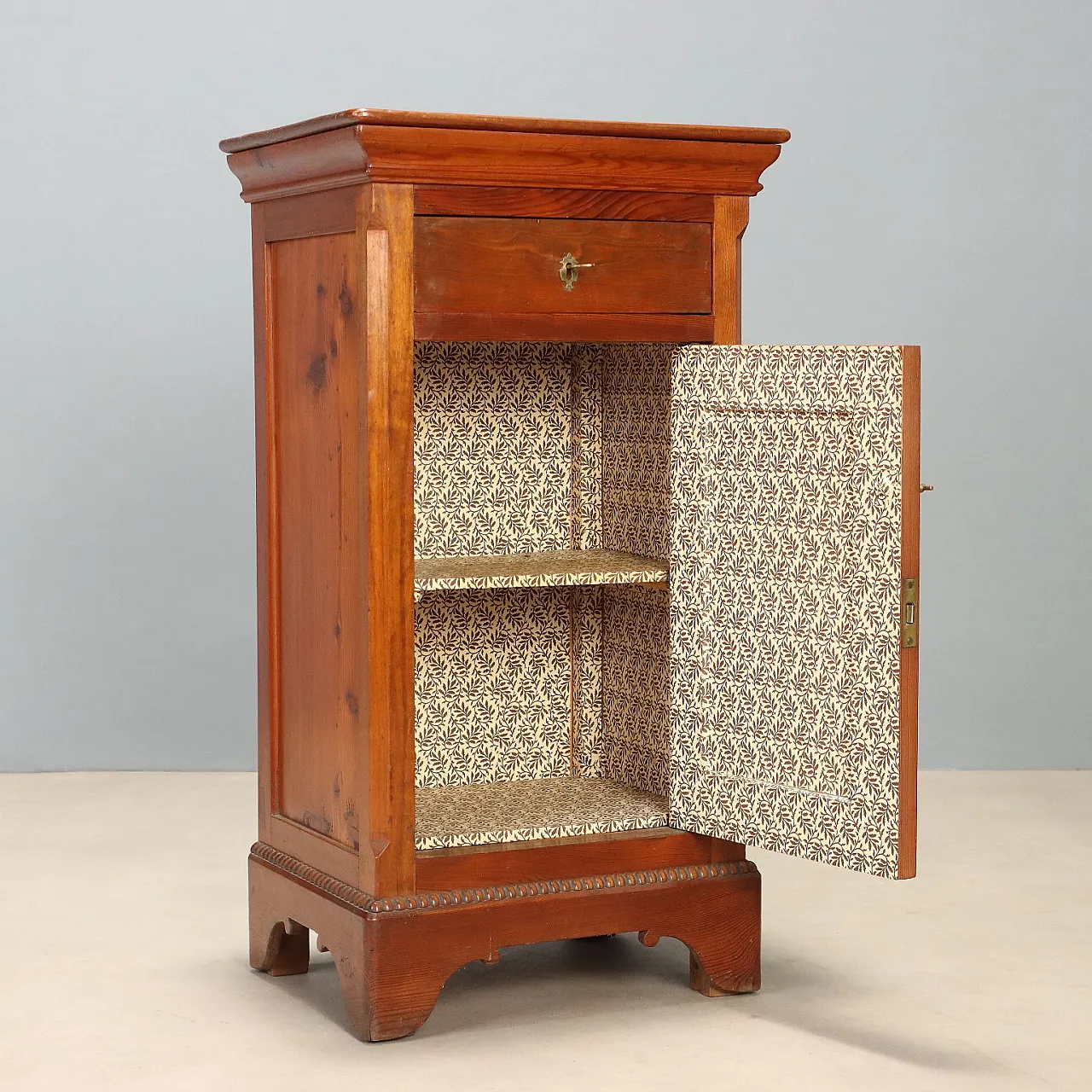 Larch bedside table, late 19th century 3