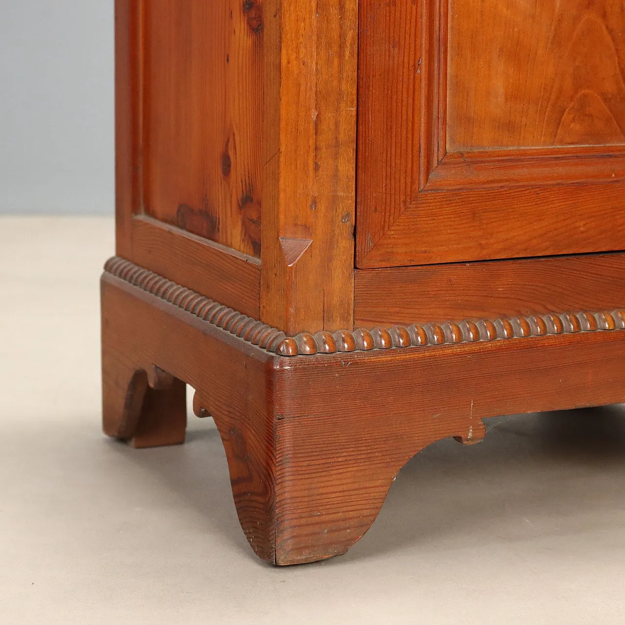 Larch bedside table, late 19th century 8