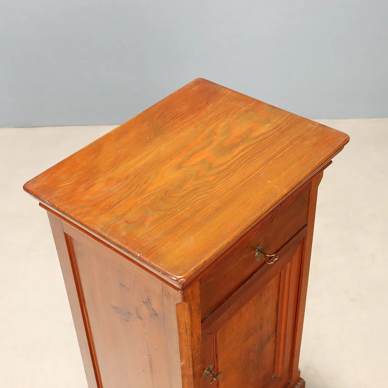 Larch bedside table, late 19th century 9