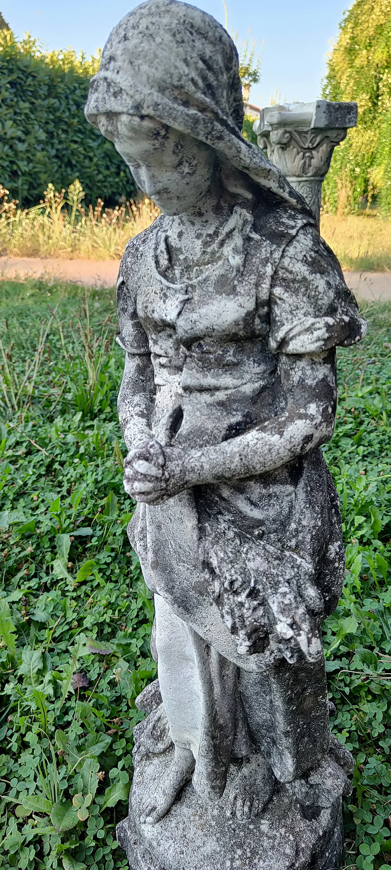 Statue with column, 1960s 5