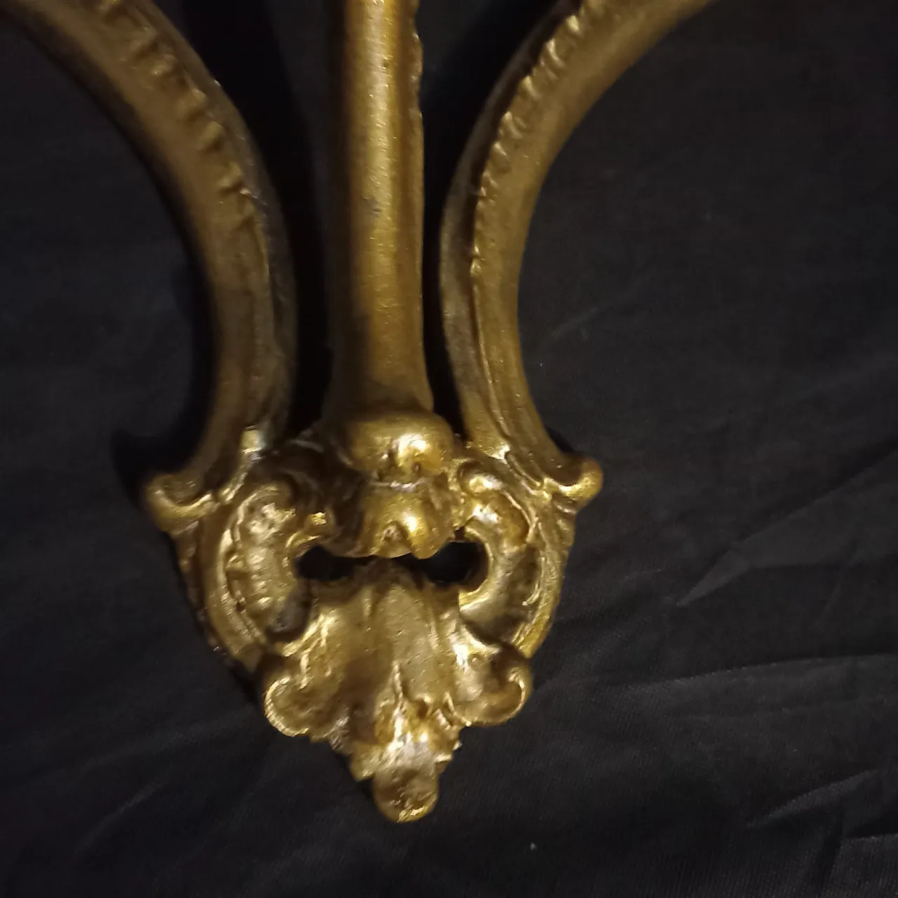 Carved and gilded wall console, late 19th century 27