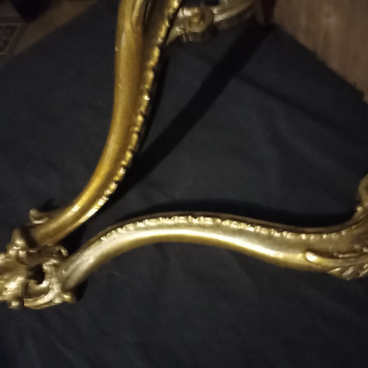 Carved and gilded wall console, late 19th century 32