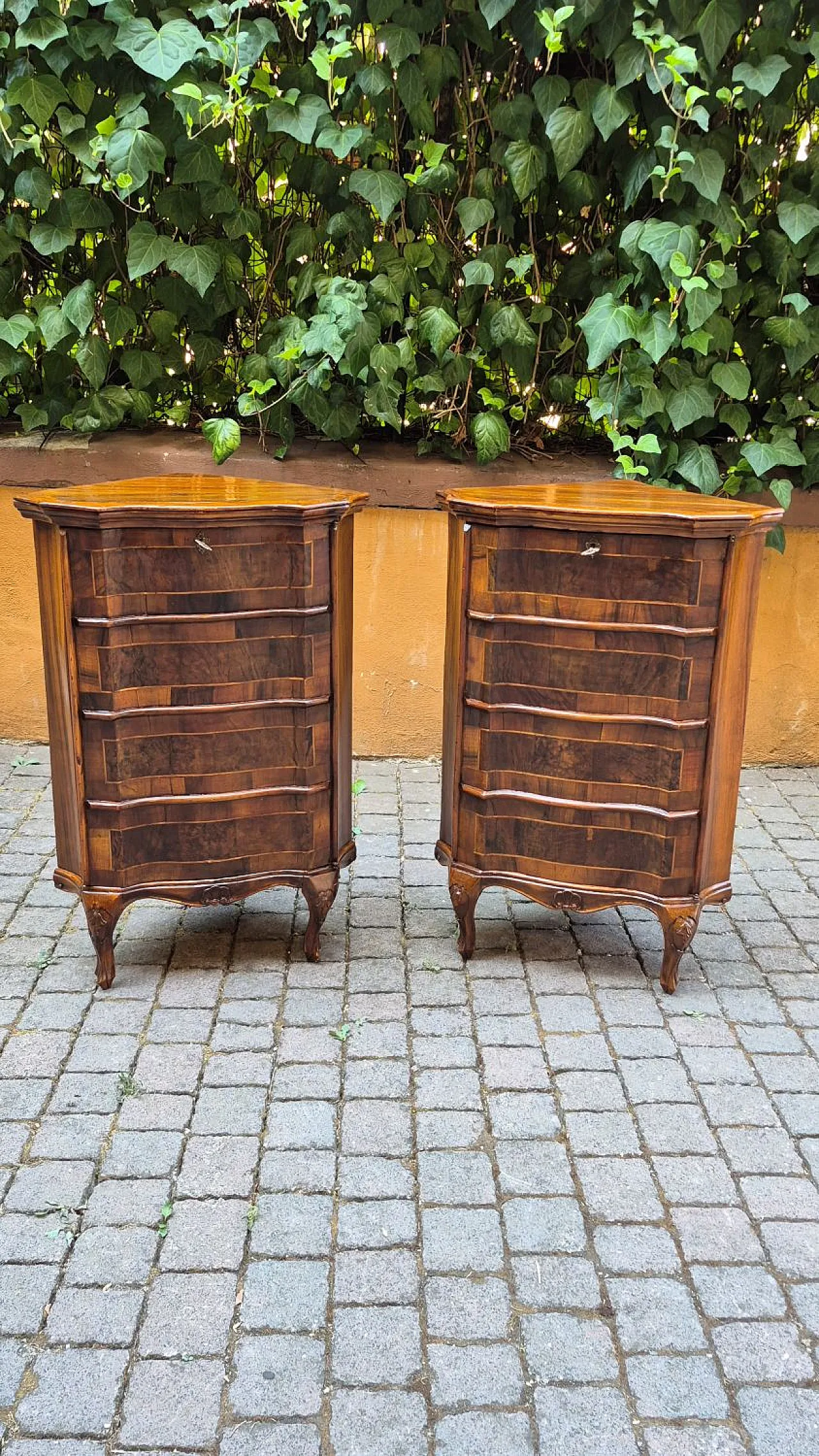 Pair of walnut and briar laminated cornerboards, late 19th century 2