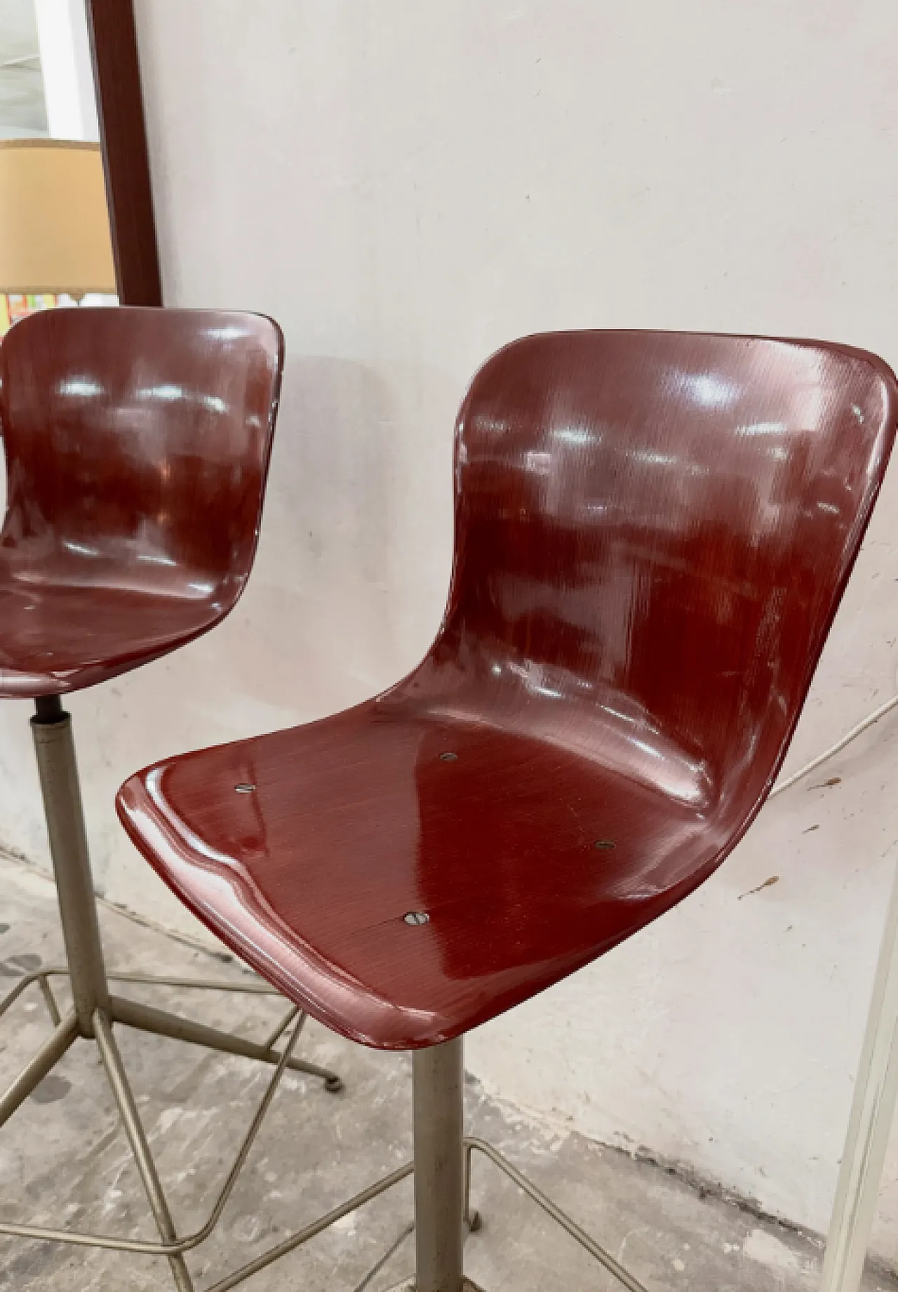 Pair of revolving bar stools by Carlo Ratti in Bakelite, 1970s 3
