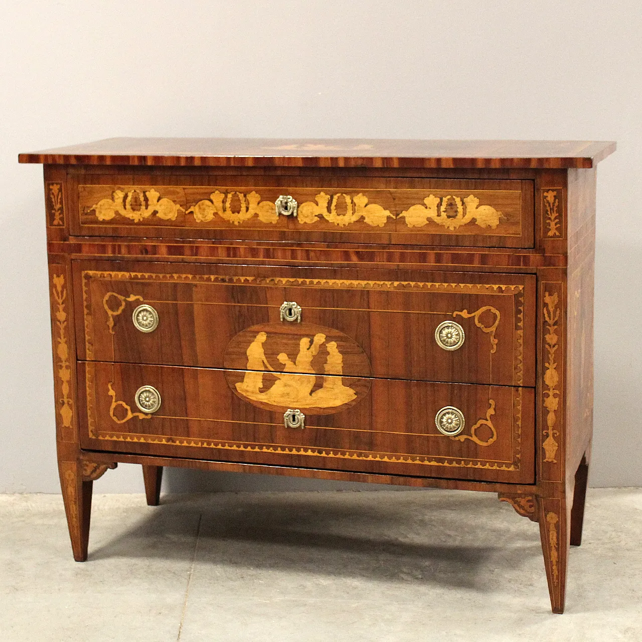 Louis XVI chest of drawers in inlaid walnut, 19th century Italy 2
