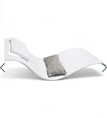Eli Fly Desirée chaise longue by Jai Jalan in white leather, 2000s